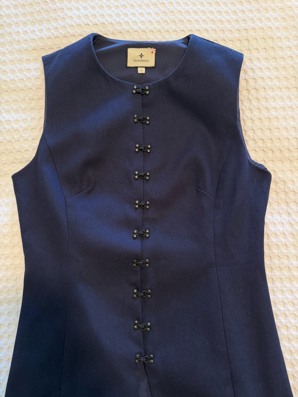 Tuckernuck Cotton Twill Duke Top Navy Size 6 - Picture 6 of 12